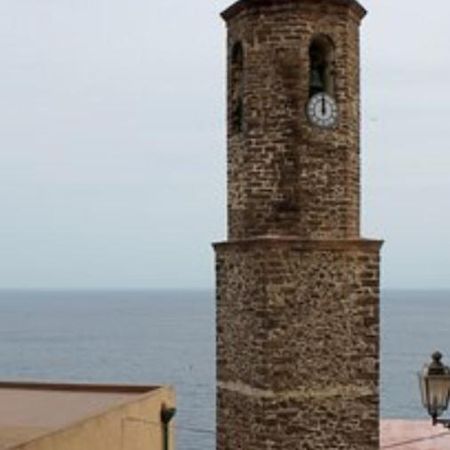 Bed and Breakfast L'Antico Faro Кастельсардо Экстерьер фото
