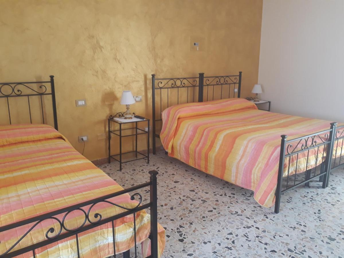 Bed and Breakfast L'Antico Faro Кастельсардо Экстерьер фото