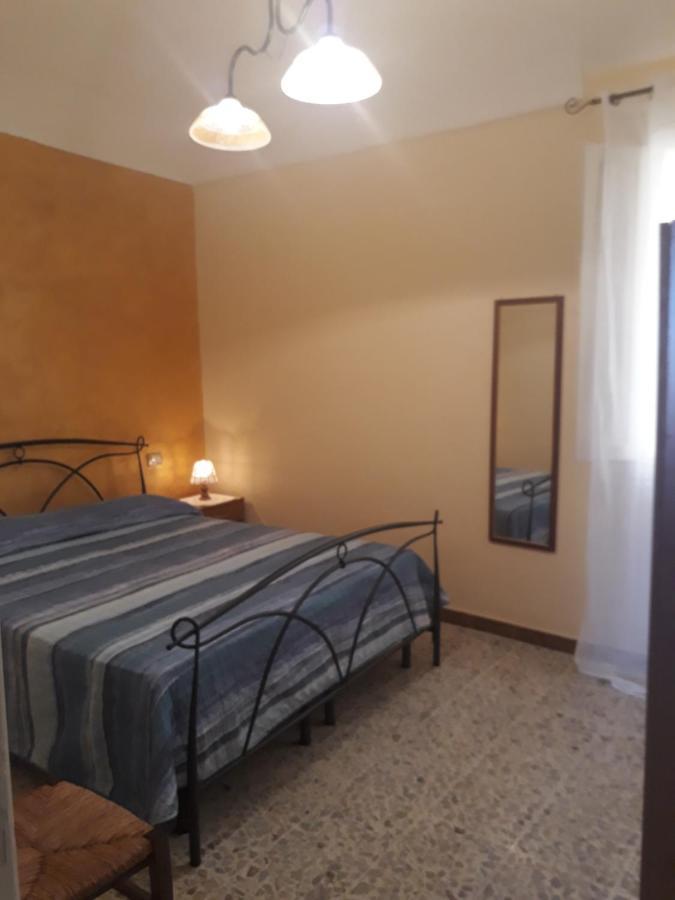 Bed and Breakfast L'Antico Faro Кастельсардо Экстерьер фото