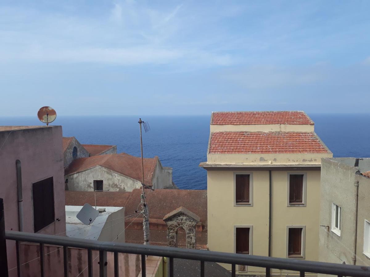 Bed and Breakfast L'Antico Faro Кастельсардо Экстерьер фото
